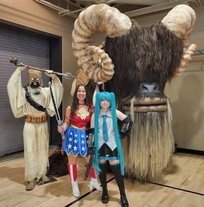 Meet your Posher, Becca